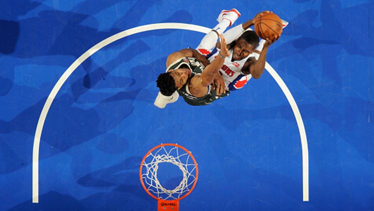 Milwaukee Bucks vs Detroit Pistons Copyright: © Getty Images