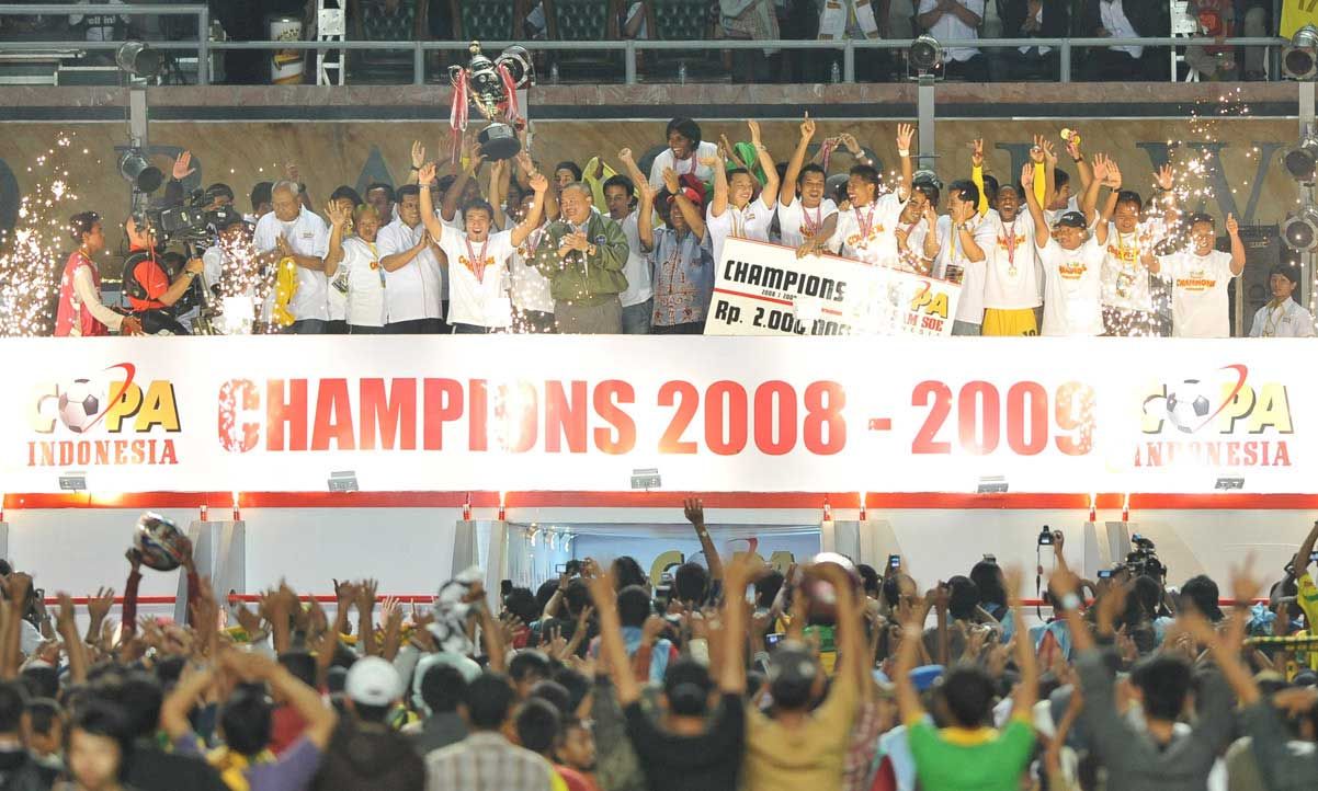 Sriwijaya sewaktu menjuarai Piala Indonesia yang bernama Coppa Dji Sam Soe Copyright: © Istimewa