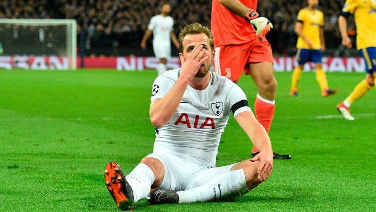 Ekspresi kekecewaan Harry Kane Copyright: © thesun.co.uk