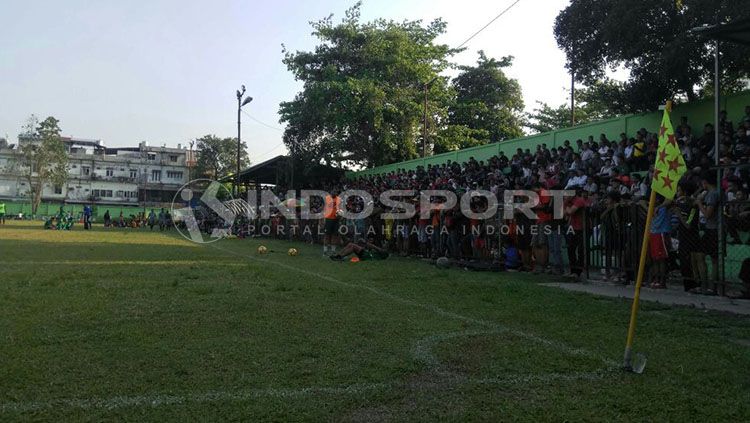 Jalannya laga antaran PSMS Medan vs Gumarang FC. Copyright: © Kesuma Ramadhan/INDOSPORT