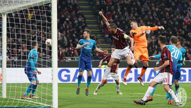 Milan vs Arsenal. Copyright: © Twitter@MilanistiOrId