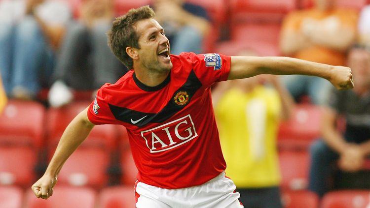 Michael Owen saat berseragam Man United. Copyright: © Grafis: Indosport.com