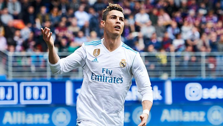 Cristiano Ronaldo merayakan gol. Copyright: © Getty Images