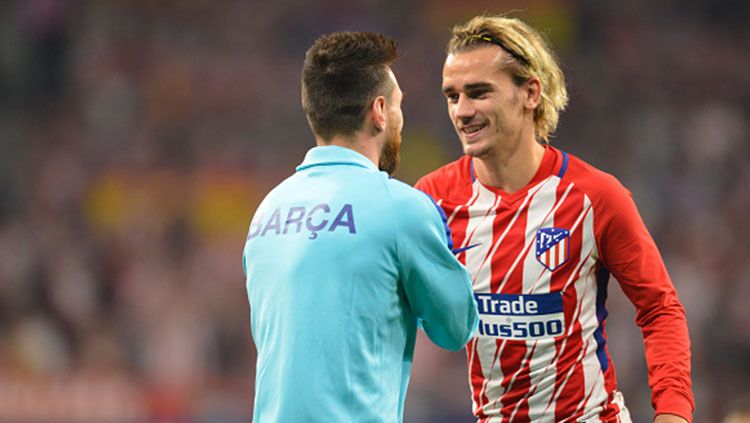 Antoine Griezmann dianggap telah memiliki performa buruk karena hubungan yang kabarnya kurang baik dengan Lionel Messi di raksasa LaLiga Spanyol, Barcelona. Namun pada kenyataannya tidaklah seperti itu. Copyright: © INDOSPORT