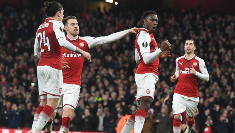 Selebrasi Welbeck usai cetak gol. Copyright: © INDOSPORT