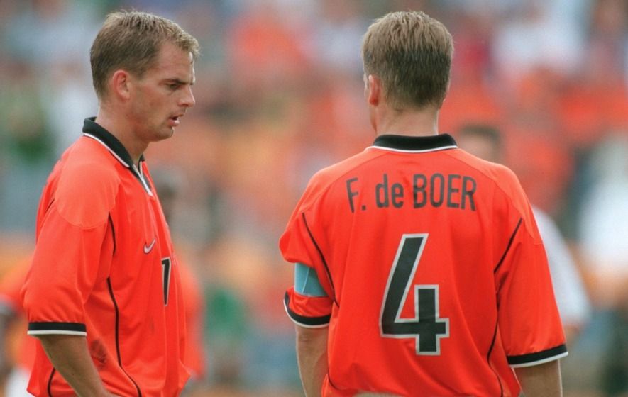 Ronald de Boer dan Frank de Boer di Timnas Belanda Copyright: © irishnews