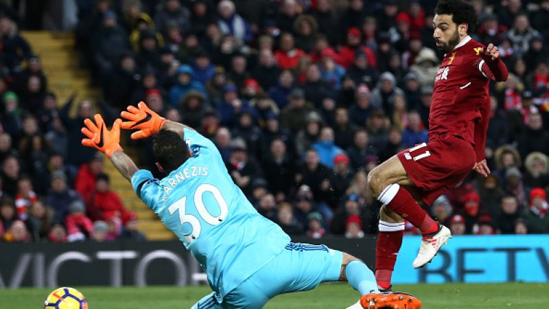 Mohamed Salah mencetak gol ke gawang Watford. Copyright: © Getty Images