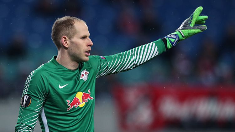 Peter Gulacsi berbagi kisah saat dirinya hanya jadi opsi kesekian di sektor penjaga gawang klub Liga Inggris, Liverpool. Copyright: © INDOSPORT