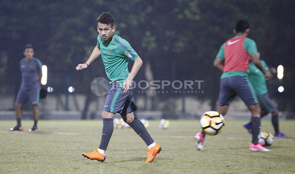 Latihan Timnas U-19 Jelang Lawan Jepang Copyright: © Herry Ibrahim/INDOSPORT