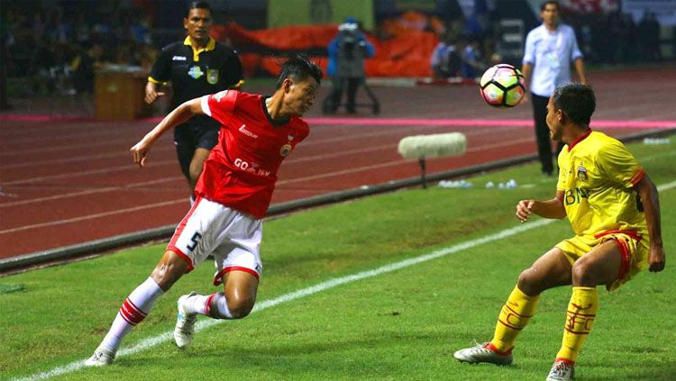Bhayangkara FC vs Persija Jakarta. Copyright: © viva.co.id