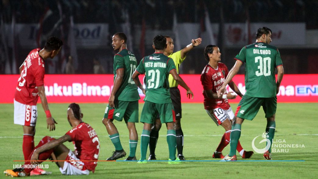 PSMS Medan saat menghadapi Bali United di laga pertama. Copyright: © liga-indonesia.id