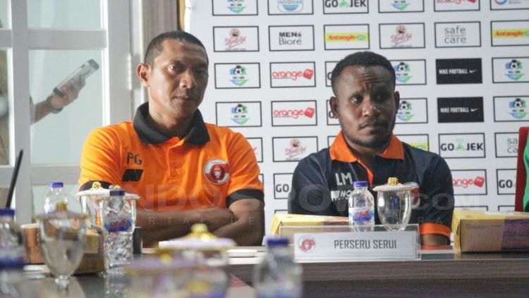 Konferensi pers jelang Persebaya vs Perseru Copyright: © Fitra Herdian/INDOSPORT