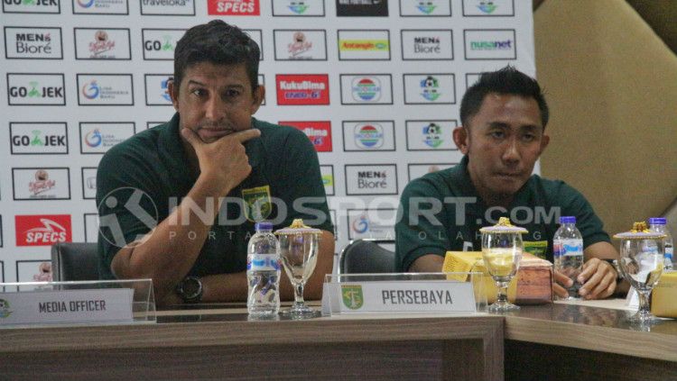 Pelatih Persebaya, Alfredo Vera. Copyright: © Fitra Herdian A/INDOSPORT