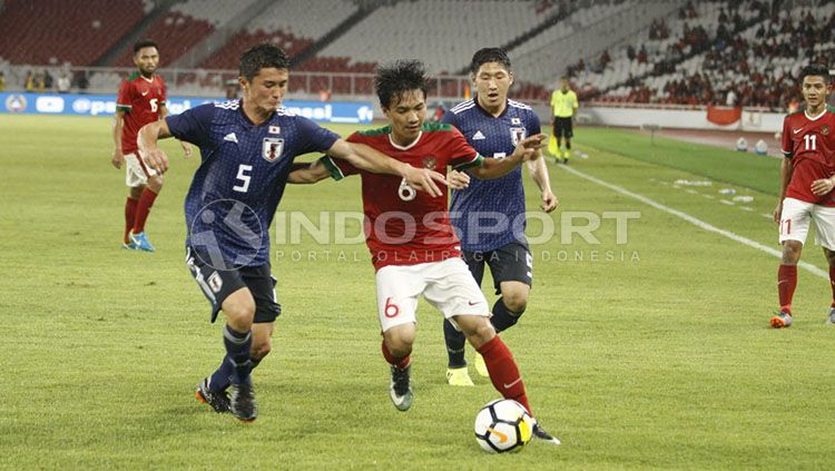 Timnas U-19 vs Jepang U-19. Copyright: © INDOSPORT/Abdurrahman Ranala