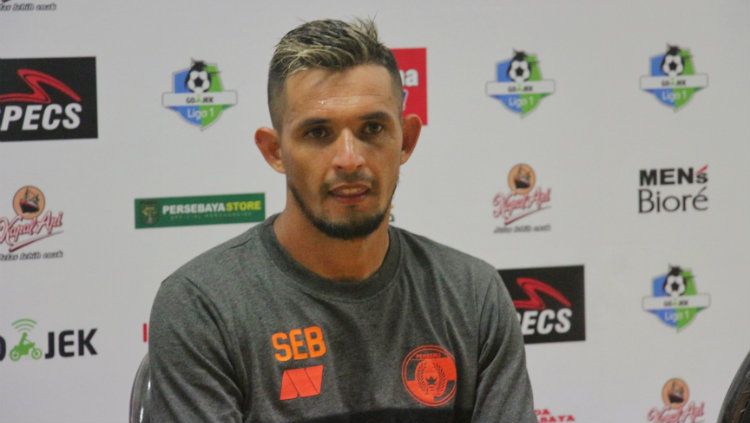 Silvio Escobar, pemain Perseru Serui. Copyright: © INDOSPORT/Fitra Herdian