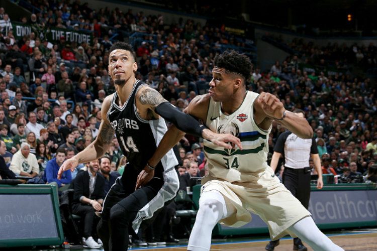 San Antonio Spurs vs Milwaukee Bucks. Copyright: © Getty Images