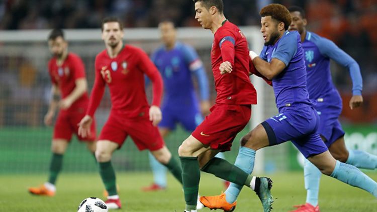 Portugal vs Belanda. Copyright: © INDOSPORT