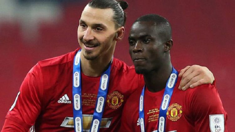 Ibrahimovic dan Bailly (kanan). Copyright: © Newx.com