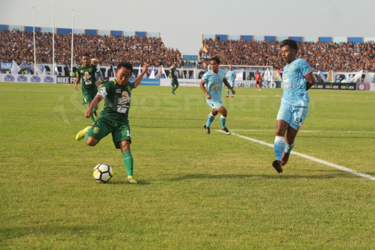 Persela vs Persebaya Copyright: © Fitra Herdian/INDOSPORT