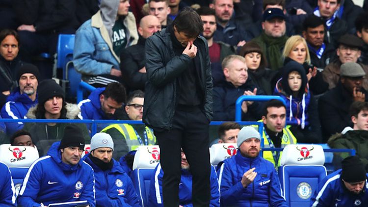 Pelatih Chelsea, Antonio Conte diisukan akan segera meninggalkan Stamford Bridge di akhir musim. Copyright: © Getty Images
