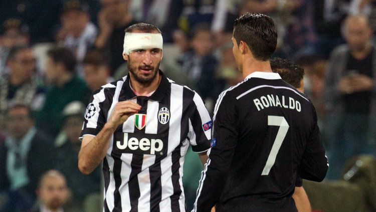 Chiellini dan Ronaldo. Copyright: © Getty Images