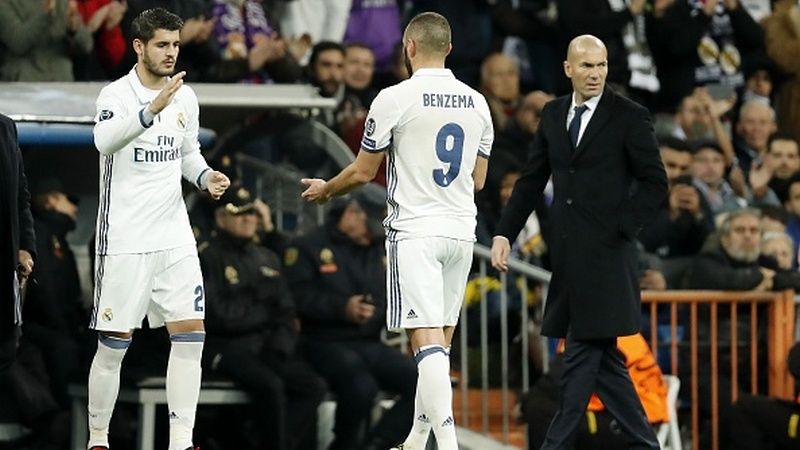 Alvaro Morata saat masih di Real Madrid, akan masuk dan menggantikan Karim Benzema. Copyright: © Getty Images