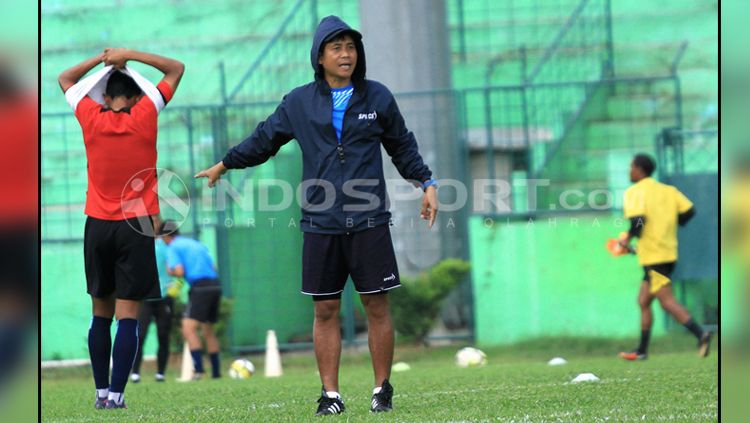 Joko Susilo, pelatih Arema FC. Copyright: © Ian Setiawan/INDOSPORT