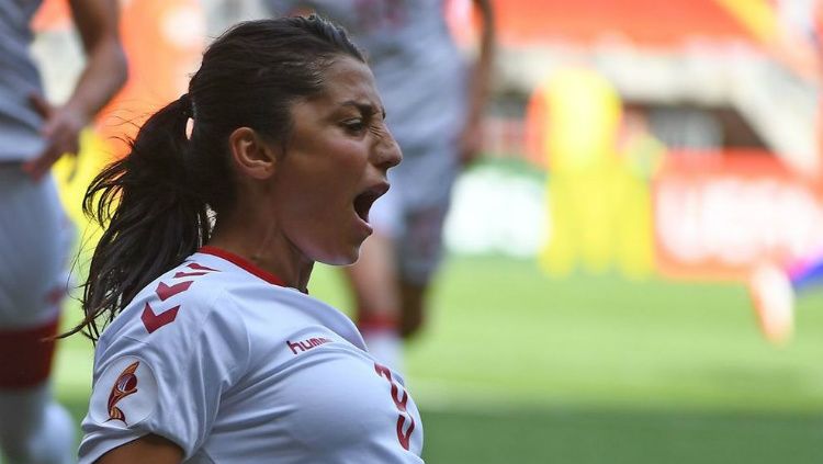 Nadia Nadim, pesepakbola yang mengawali hidupnya di bawah kekuasaan Taliban. Copyright: © Getty Images