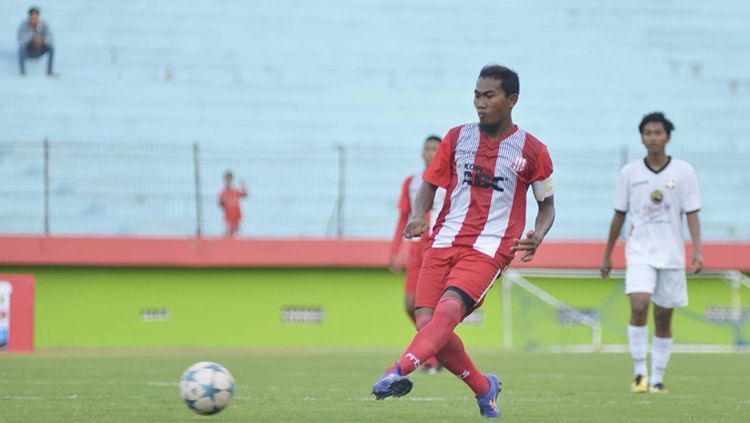 Arif Ariyanto sebagai kapten tim Deltras Sidoarjo untuk musim ini. Copyright: © deltras_fc/Twitter