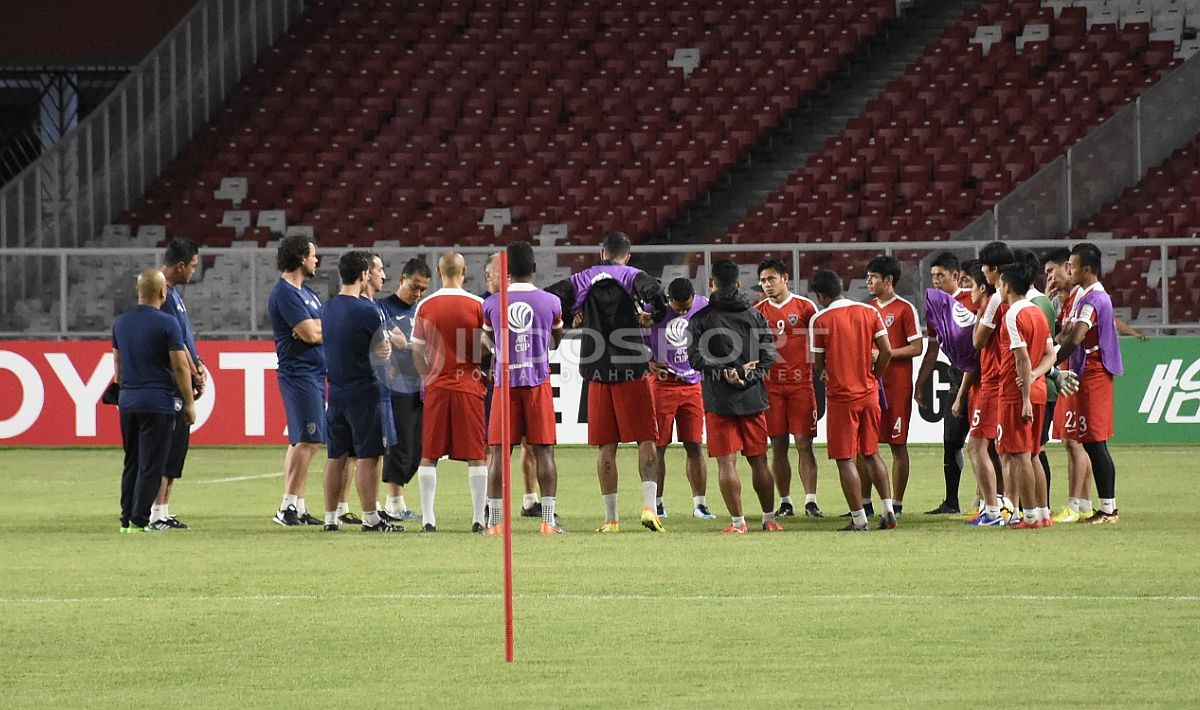 Latihan tim Johor Darul Takzim (JDT) di GBK. Copyright: © Herry Ibrahim/INDOSPORT