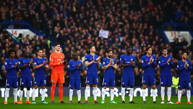 Chelsea tertinggal 10 poin dari Tottenham Hotspur di peringkat keempat. Copyright: © Getty Image