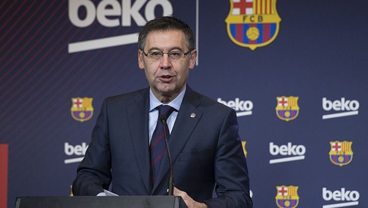 Presiden Barcelona, Josep Maria Bartomeu, menegaskan bahwasanya pihak La Blaugrana tidak akan mengincar Neymar dan Lautaro Martinez saat ini. Copyright: © Getty Images