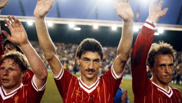 Ian Rush (tengah), legenda Liverpool dengan 47 gol dalam satu musim. Copyright: © Mirror
