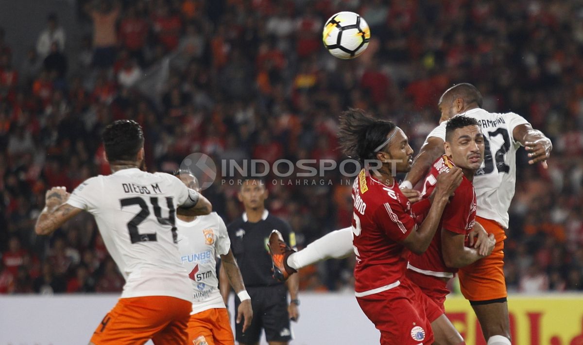 Persija vs Borneo FC. Copyright: © INDOSPORT/Herry Ibrahim