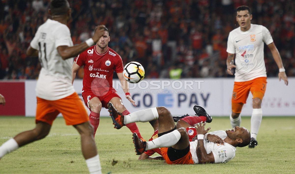 Persija vs Borneo FC. Copyright: © INDOSPORT/Herry Ibrahim