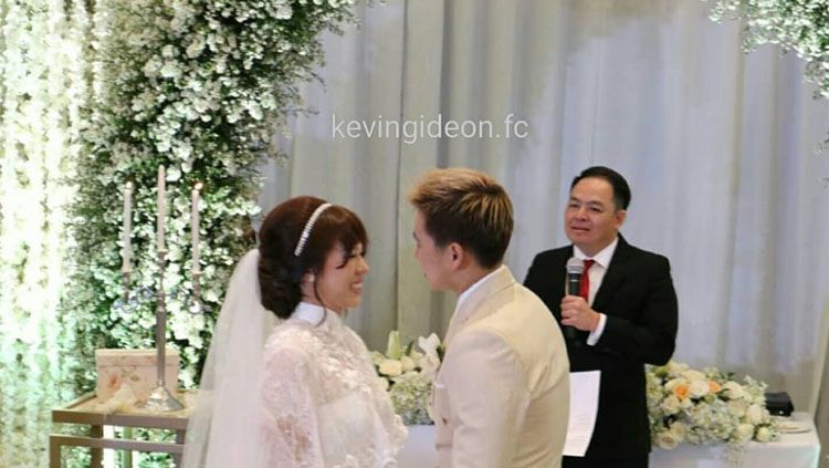 Acara pernikahan Marcus Gideon dan Agnes Amelinda Mulyadi. Copyright: © Instagram @kevingideon.fc