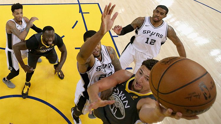 San Antonio Spurs vs Golden State Warriors Copyright: © Getty Images