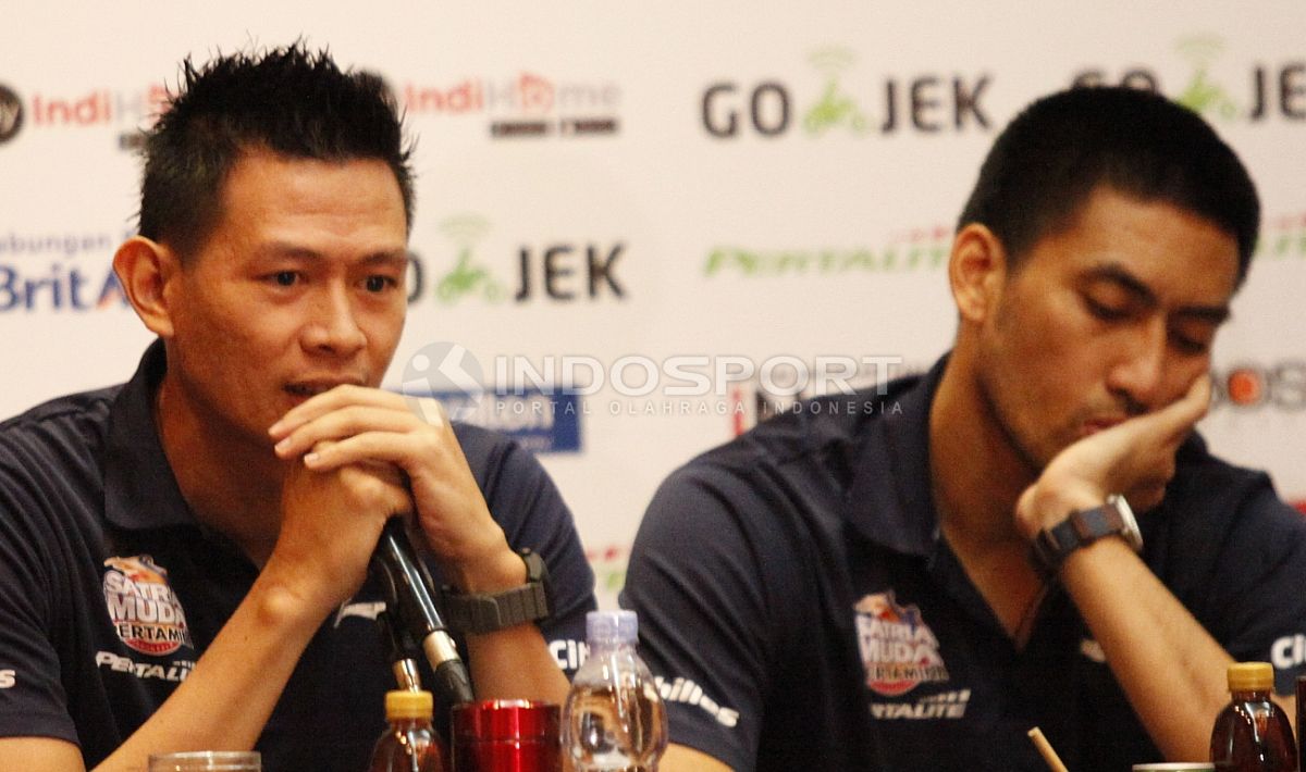 Youbel Sondakh dan Ronaldo Sitepu (Satria Muda) Copyright: © Herry Ibrahim/INDOSPORT