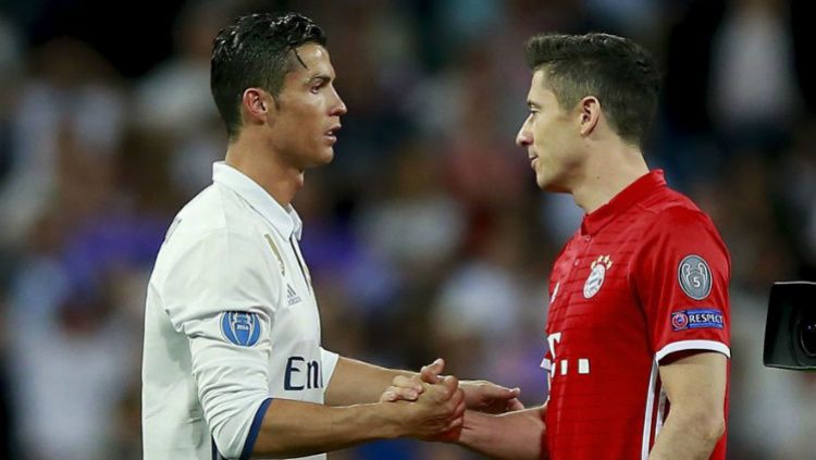 Alonso berpendapat bahwa Cristiano Ronaldo dan Robert Lewandowski merupakan dua sosok penentu laga semifinal antara Bayern Munchen dan Real Madrid. Copyright: © Bayern Munchen Official Twitter