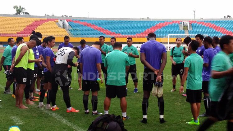 Sesi Latihan Sriwijaya FC Copyright: Â© Muhammad Effendi/INDOSPORT