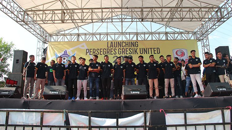 Potret launching jersey Gresik United. Copyright: © INDOSPORT