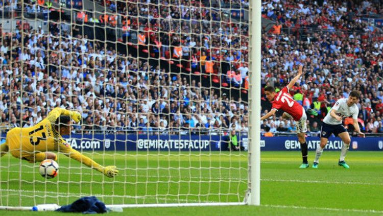 Gol Herrera -- Manchester United vs Tottenham Hotspur (21/04/18). Copyright: © Getty Images