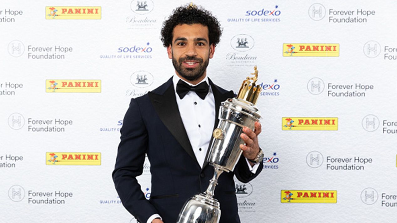 Mohamed Salah, pemain terbai versi PFA musim 2017-2018. Copyright: Â© Grafis:Yanto/Indosport.com