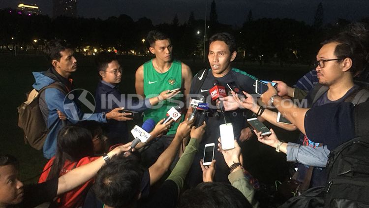 Firza Andika saat menggiring bola. Copyright: Â© Abdurrahman Ranala/INDOSPORT