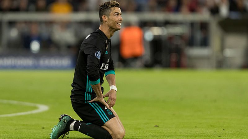 Ronaldo tampak kecewa dengan performanya. Copyright: © Getty Images
