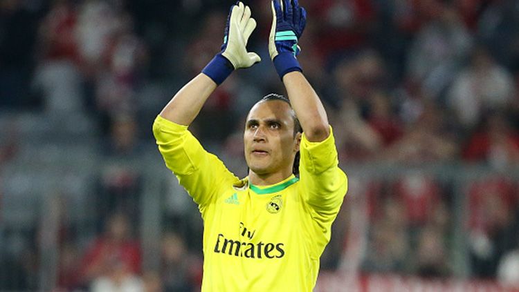 Keylor Navas kabarnya meminta Real Madrid segera menjualnya lantaran semakin tersingkir dari skuat Zinedine Zidane. Copyright: © Getty Images