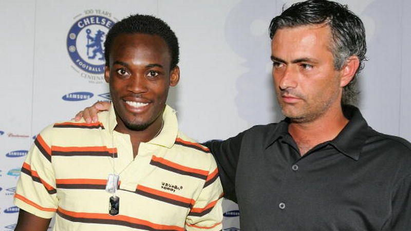 Michael Essien dan Jose Mourinho. Copyright: © Getty Image