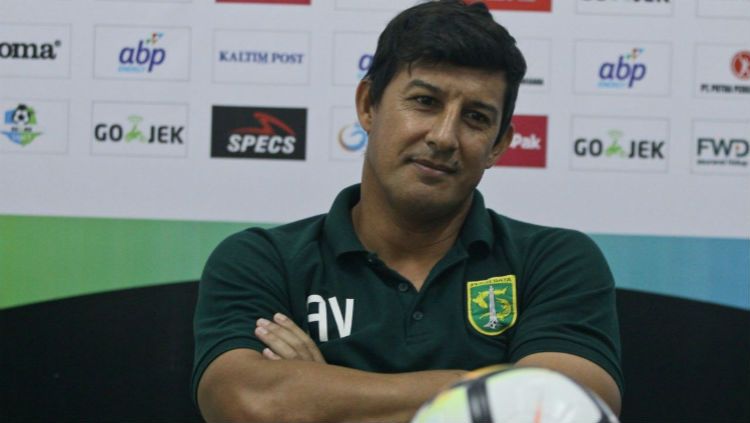 Pelatih Persebaya Surabaya, Angel Alfredo Vera Copyright: &copy; Media Persebaya