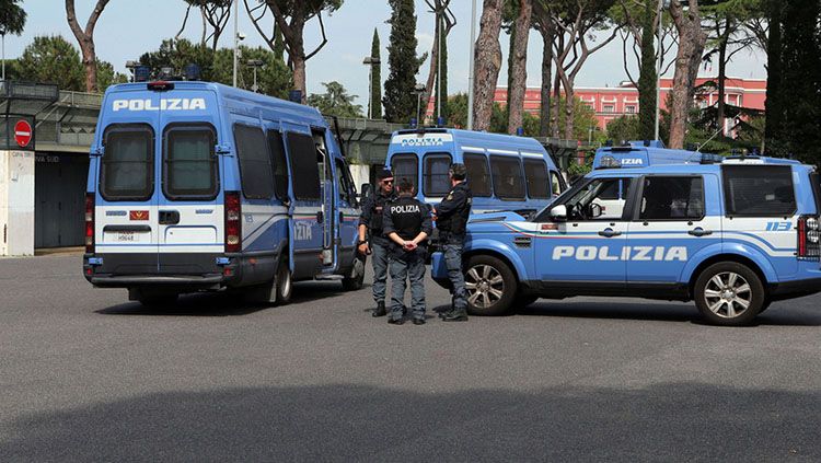 Kepolisian kota Roma. Copyright: © corrieredellosport