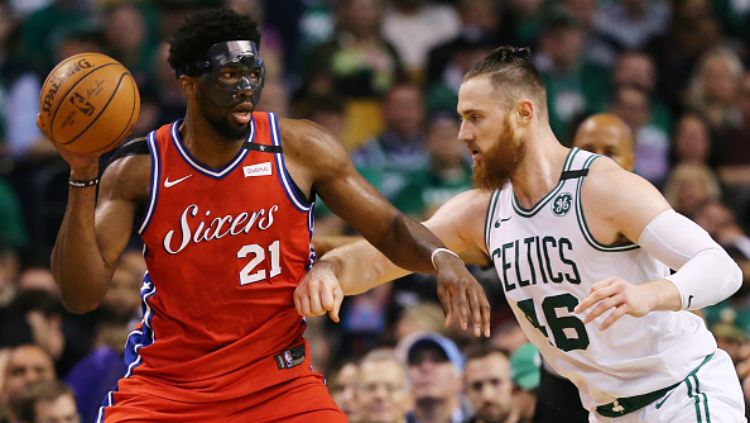 Boston Celtics vs Philadelphia 76ers. Copyright: © INDOSPORT